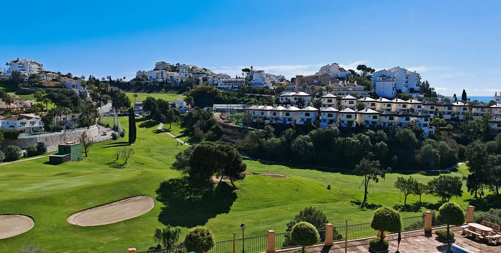 Sale of townhouse in Riviera del Sol 1
