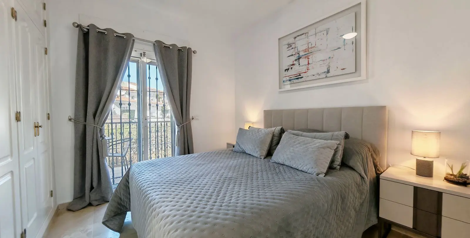 Sale of townhouse in Riviera del Sol 12