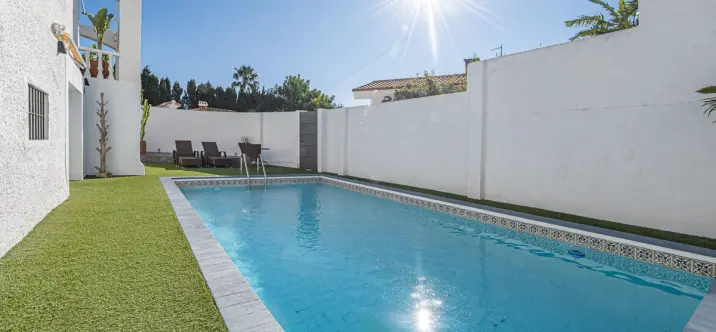 Продажа  отдельно стоящей виллы в La Capellania 2