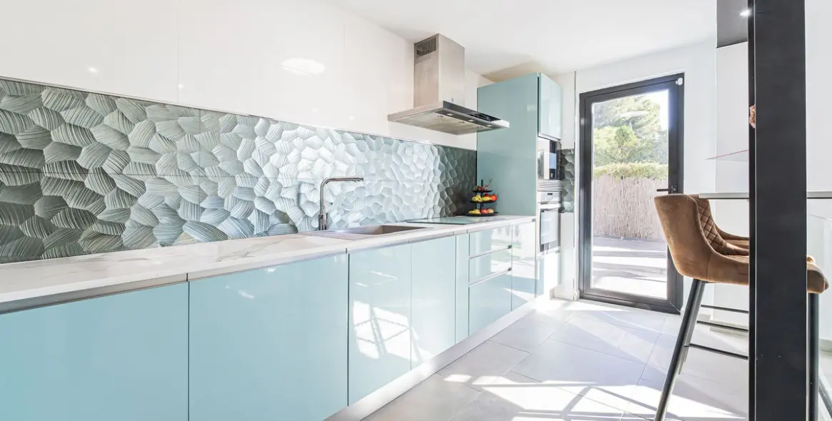 Продажа  отдельно стоящей виллы в La Capellania 13