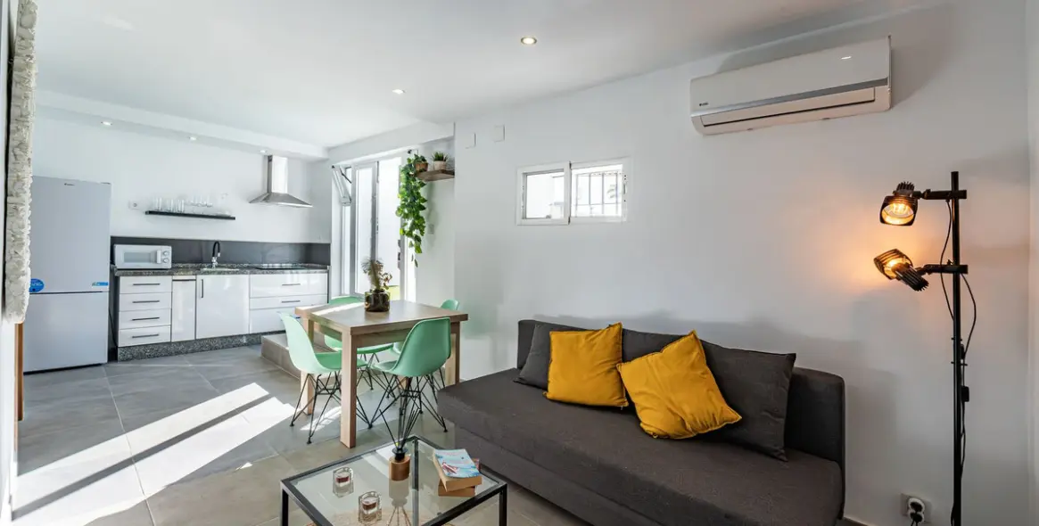 Продажа  отдельно стоящей виллы в La Capellania 20