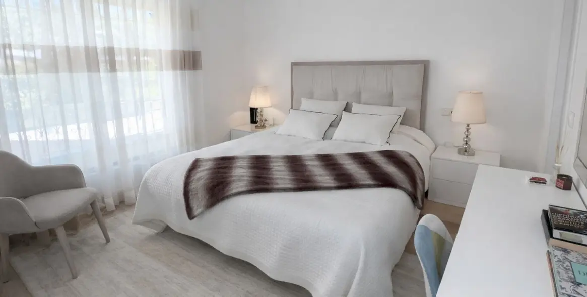 Продажа апартаментов на первом этаже в Elviria 5