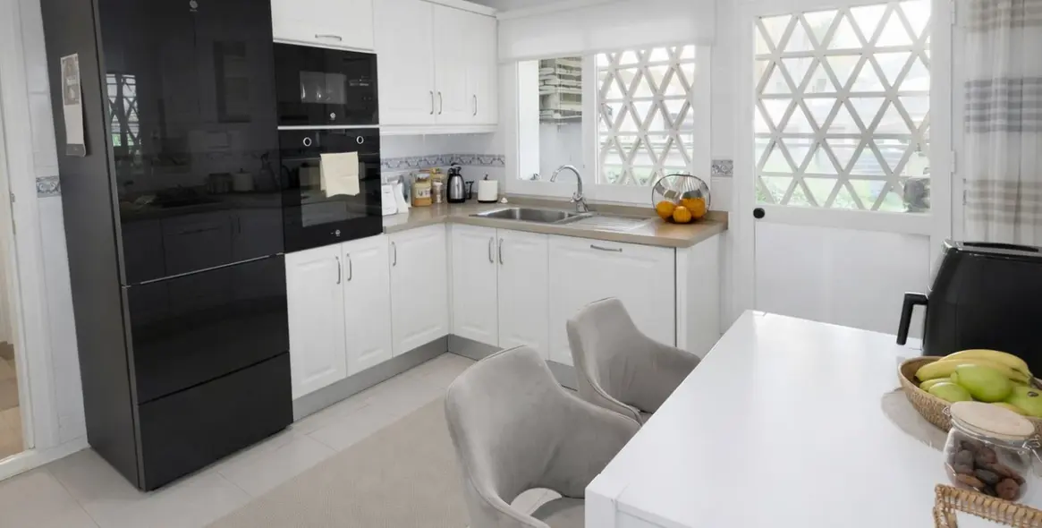 Продажа апартаментов на первом этаже в Elviria 7