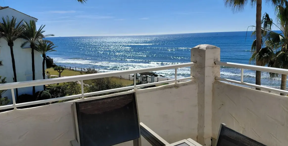 Продажа двухуровневого пентхауса в Marbesa 3