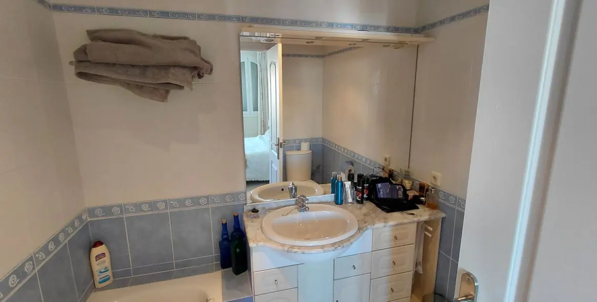 Sale of penthouse duplex in Marbesa 27