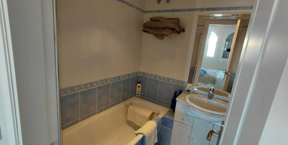 Sale of penthouse duplex in Marbesa 28