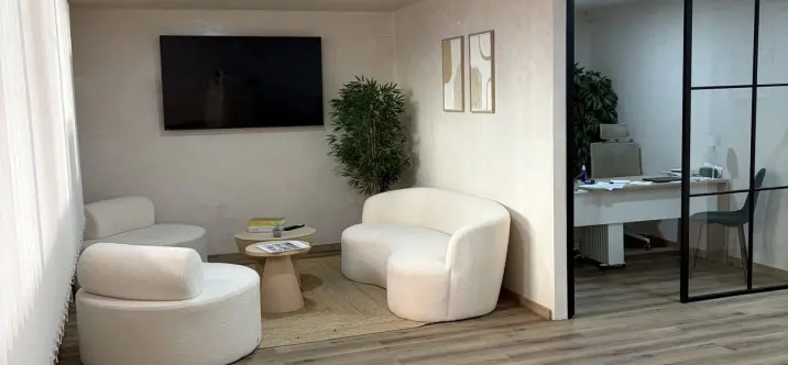 Продажа офиса в Nueva Andalucía 0