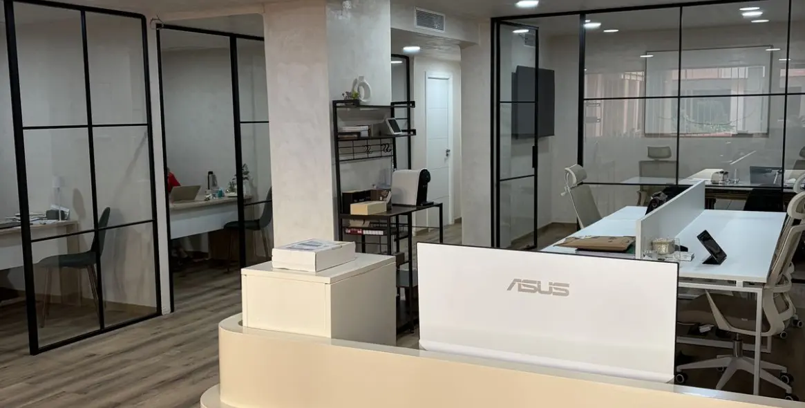 Продажа офиса в Nueva Andalucía 3