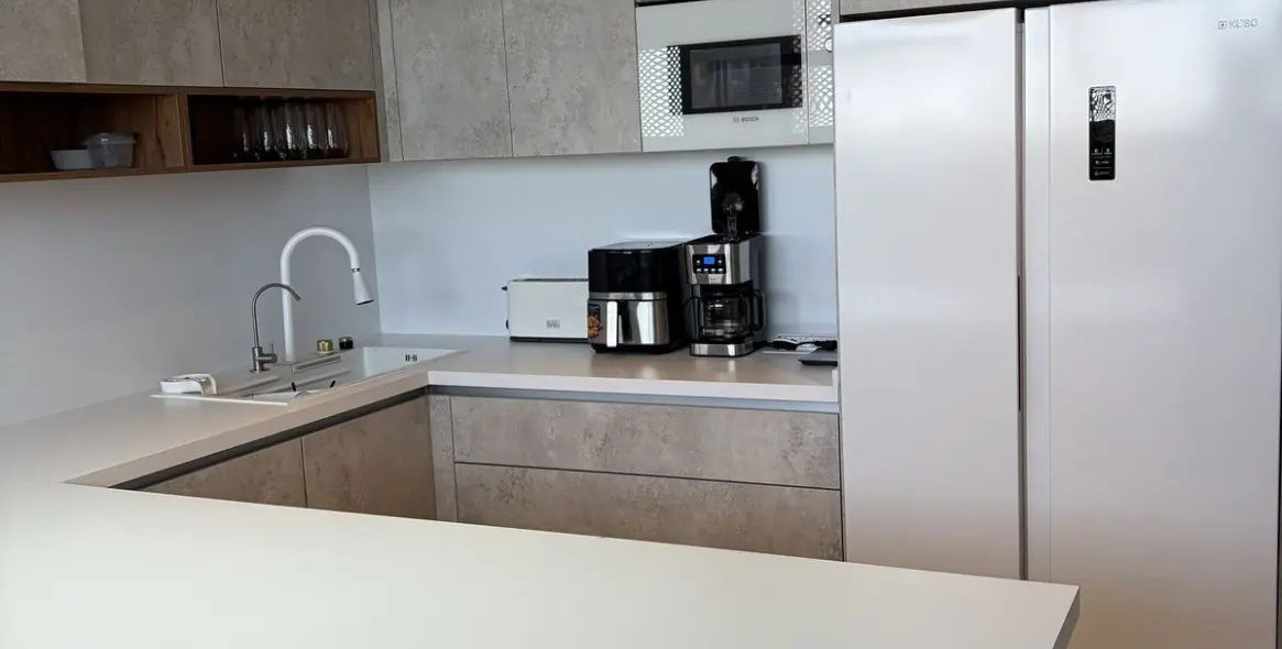 Продажа офиса в Nueva Andalucía 11