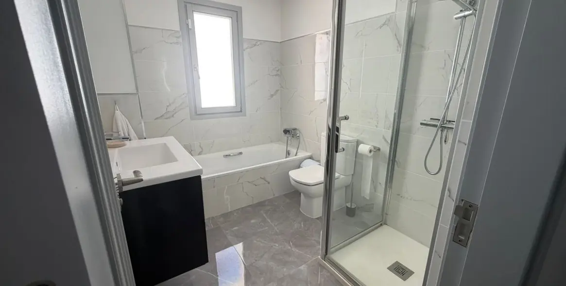 Долгосрочная аренда таунхауса в Estepona 3