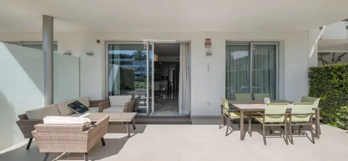 Long-term rent of ground floor apartment in Cancelada 3