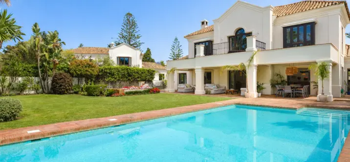 Краткосрочная аренда  отдельно стоящей виллы в Guadalmina Baja 0