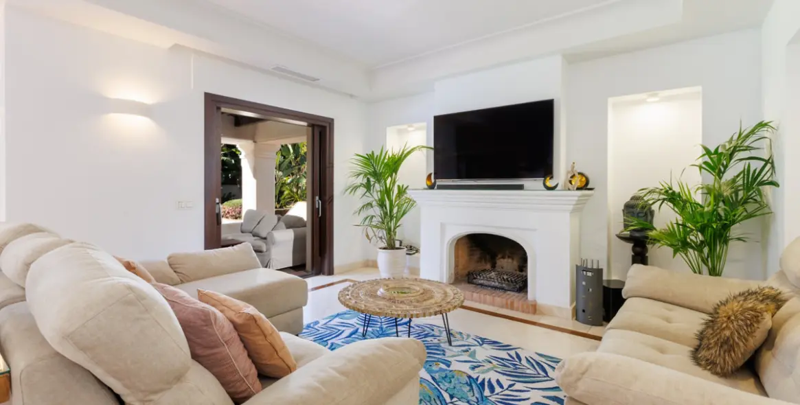 Short-term rent of detached villa in Guadalmina Baja 2