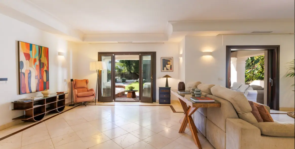 Short-term rent of detached villa in Guadalmina Baja 8