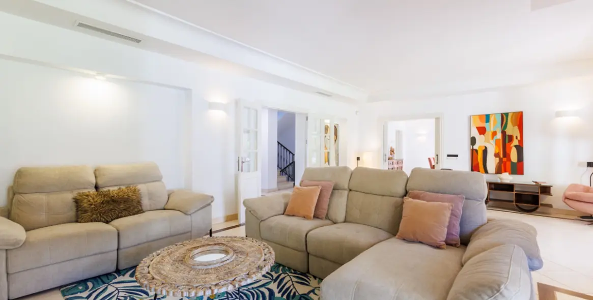 Short-term rent of detached villa in Guadalmina Baja 9