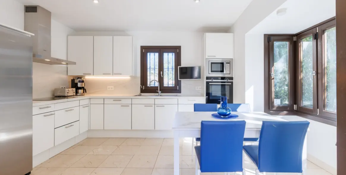 Short-term rent of detached villa in Guadalmina Baja 13