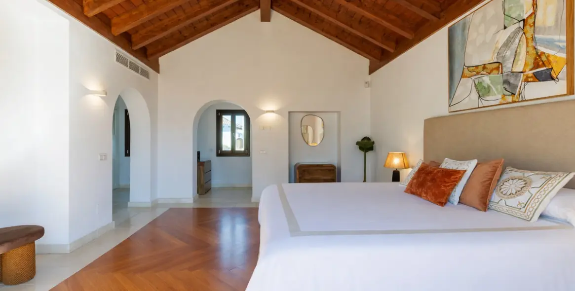 Short-term rent of detached villa in Guadalmina Baja 16