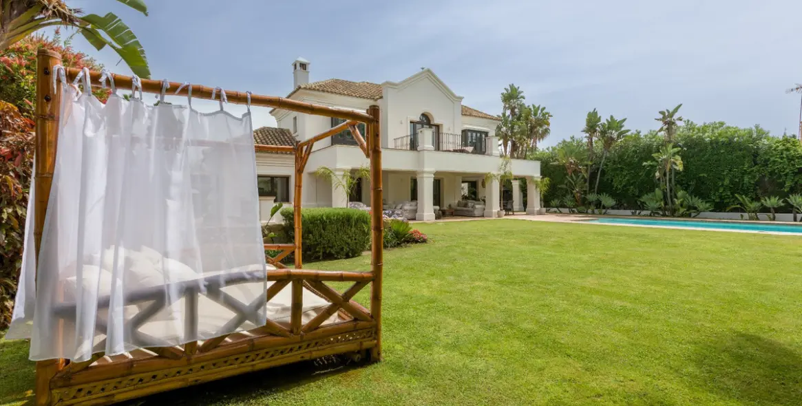 Short-term rent of detached villa in Guadalmina Baja 39