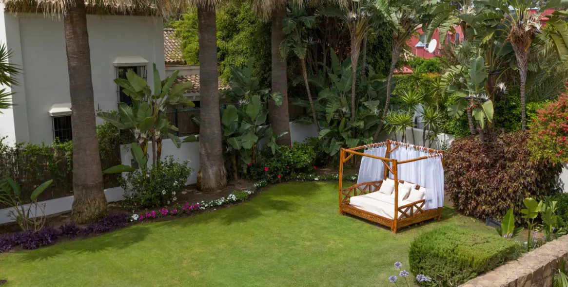 Short-term rent of detached villa in Guadalmina Baja 42