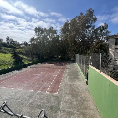 Продажа апартаментов на среднем этаже в Parque Clavero