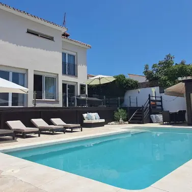 Продажа  отдельно стоящей виллы в Marbella