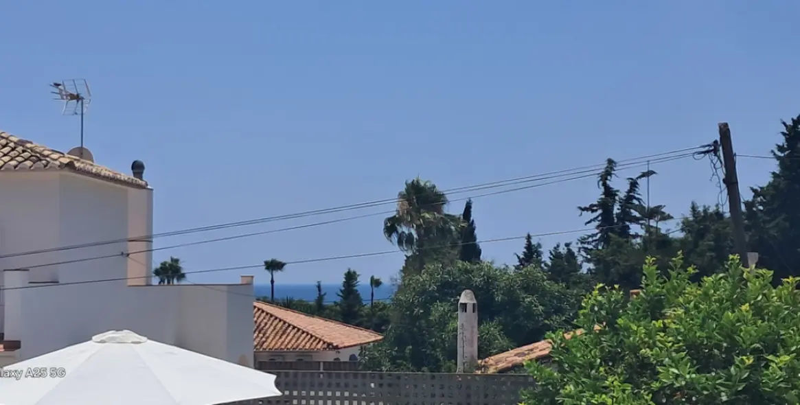 Sale of detached villa in Marbella 33