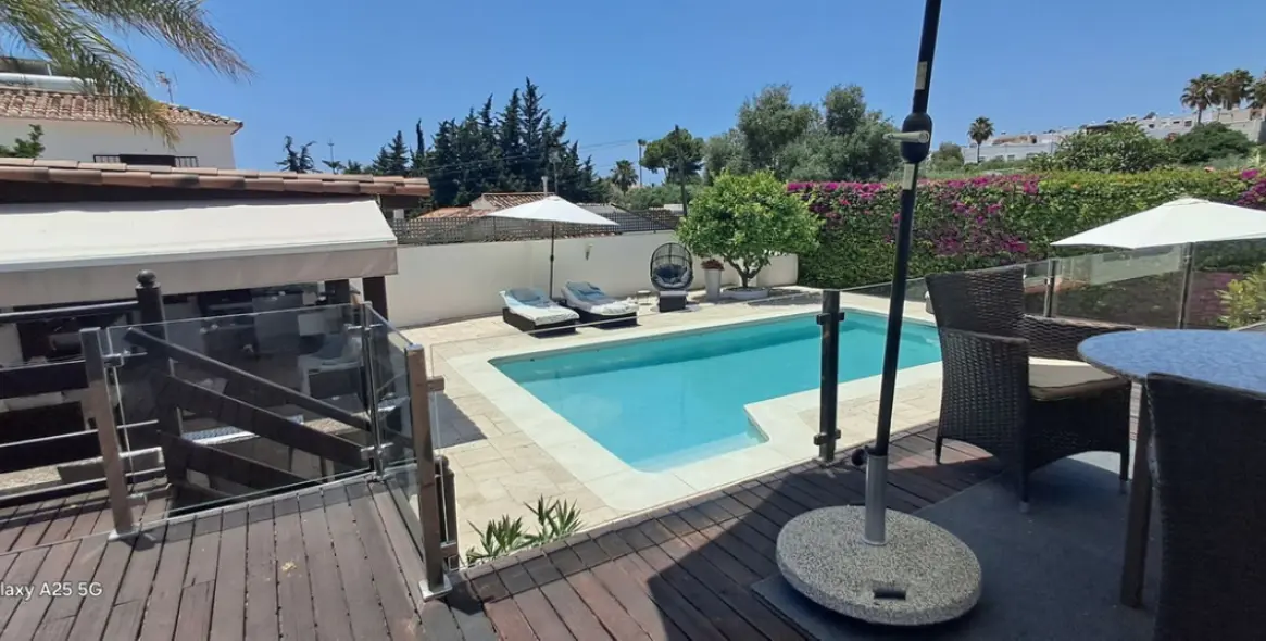 Sale of detached villa in Marbella 36