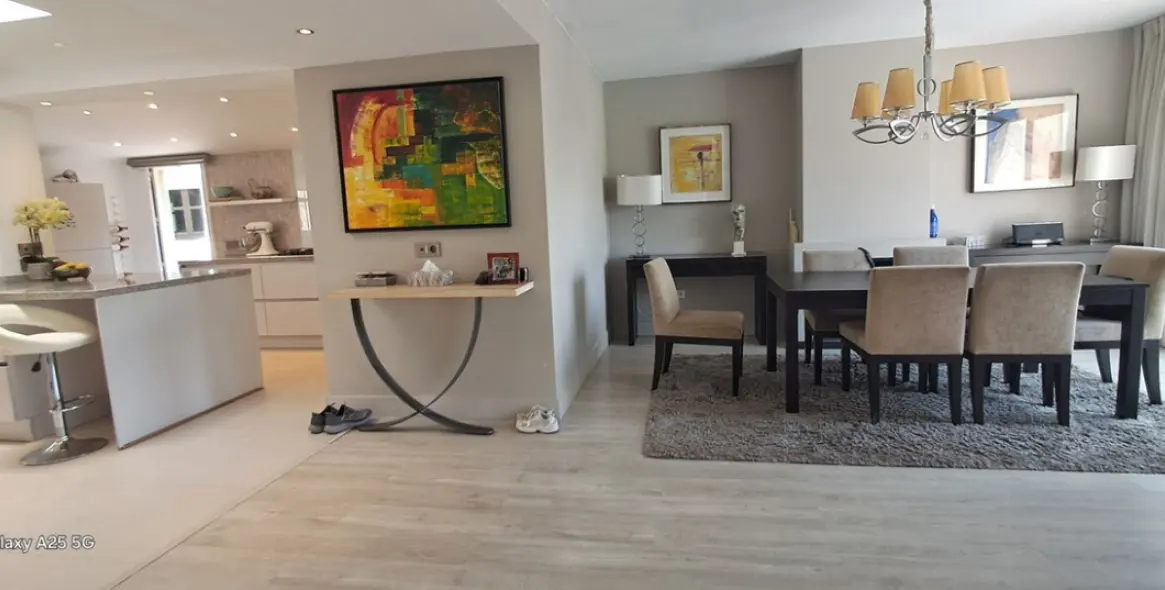 Sale of detached villa in Marbella 6