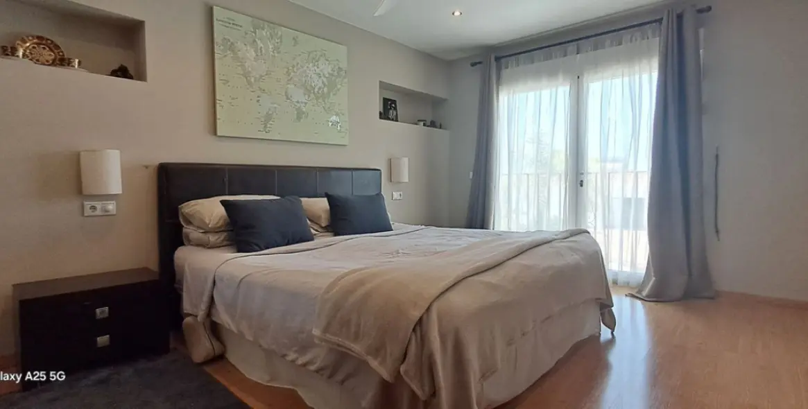 Sale of detached villa in Marbella 10
