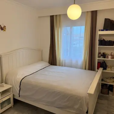 Venta de apartamento en planta media en Marbella