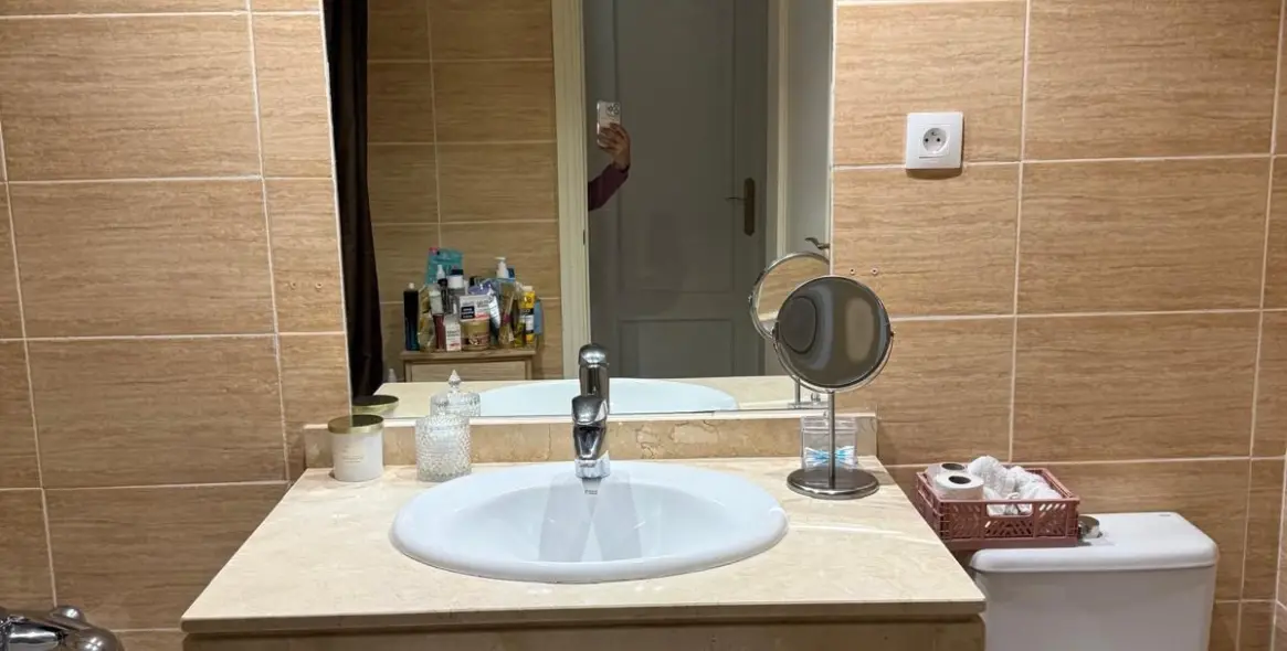 Venta de apartamento en planta media en Marbella 11