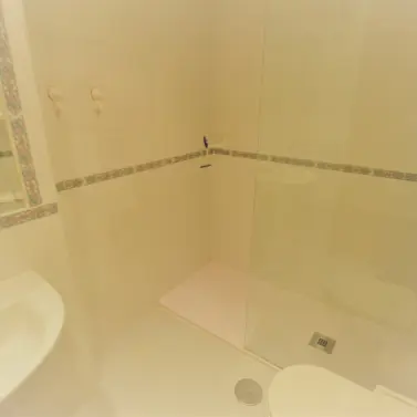 Sale of middle floor apartment in Costabella