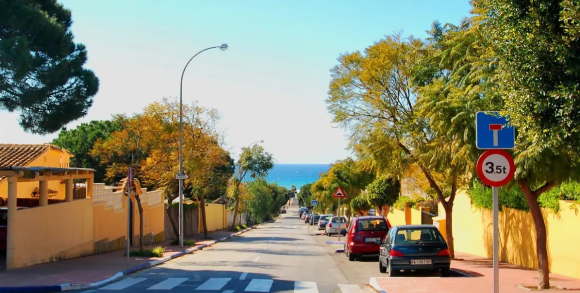 Sale of middle floor apartment in Costabella 16