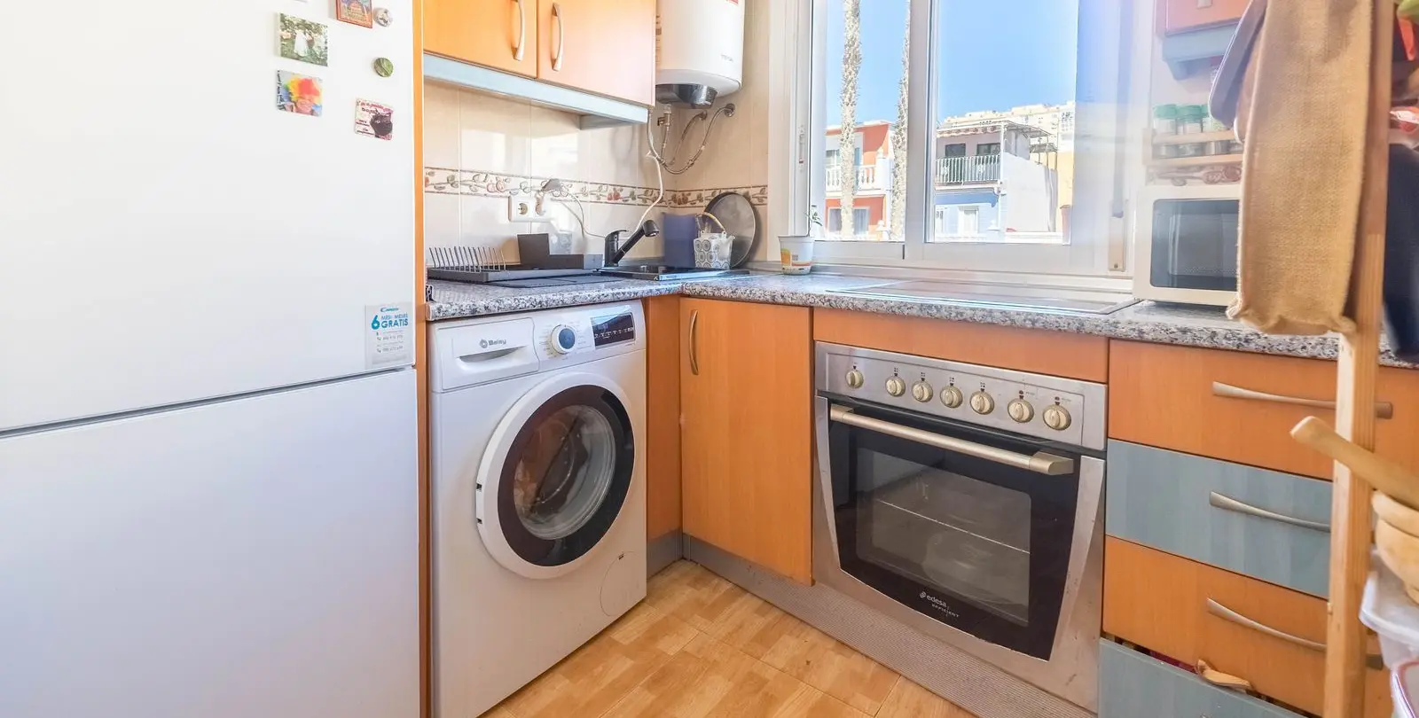 Sale of duplex in El Palo 23