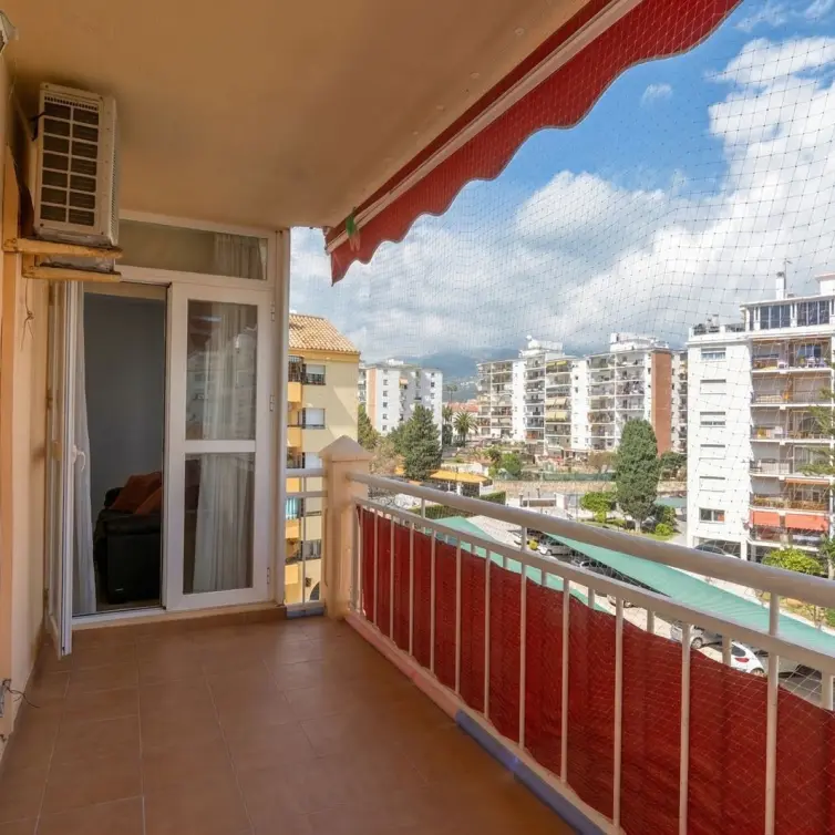 Venta de apartamento en planta media en Fuengirola