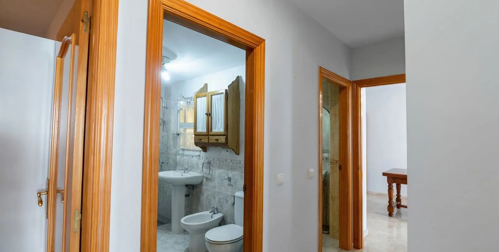 Venta de apartamento en planta media en Fuengirola 16