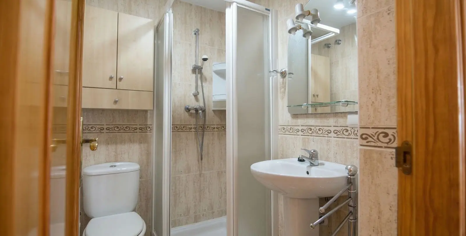 Venta de apartamento en planta media en Fuengirola 20
