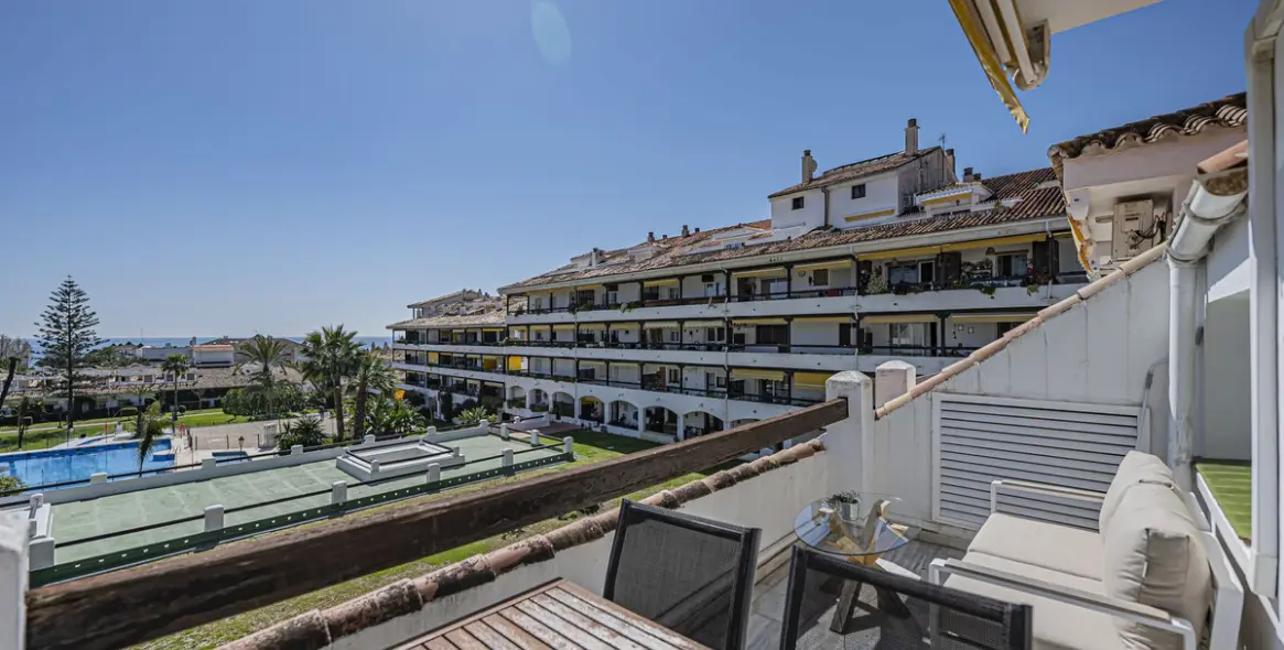 Продажа пентхауса в The Golden Mile 6