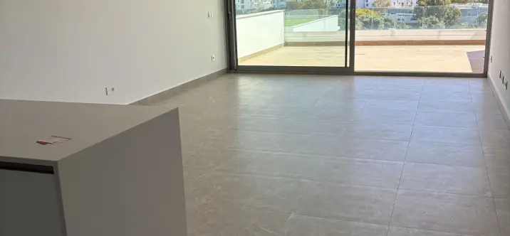 Продажа апартаментов на первом этаже в Estepona 2