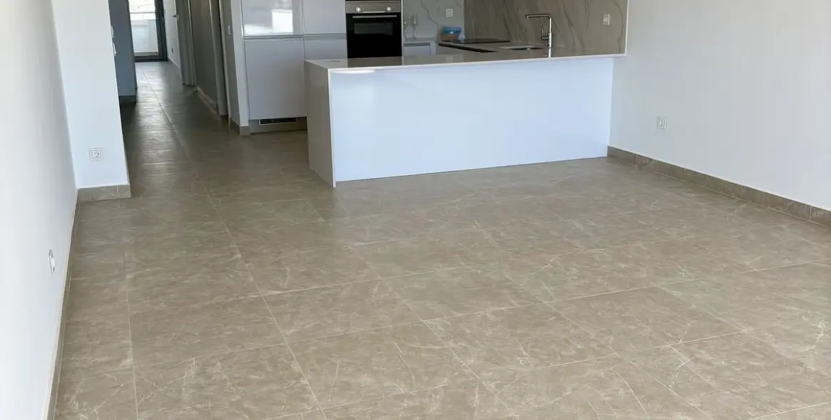 Продажа апартаментов на первом этаже в Estepona 11