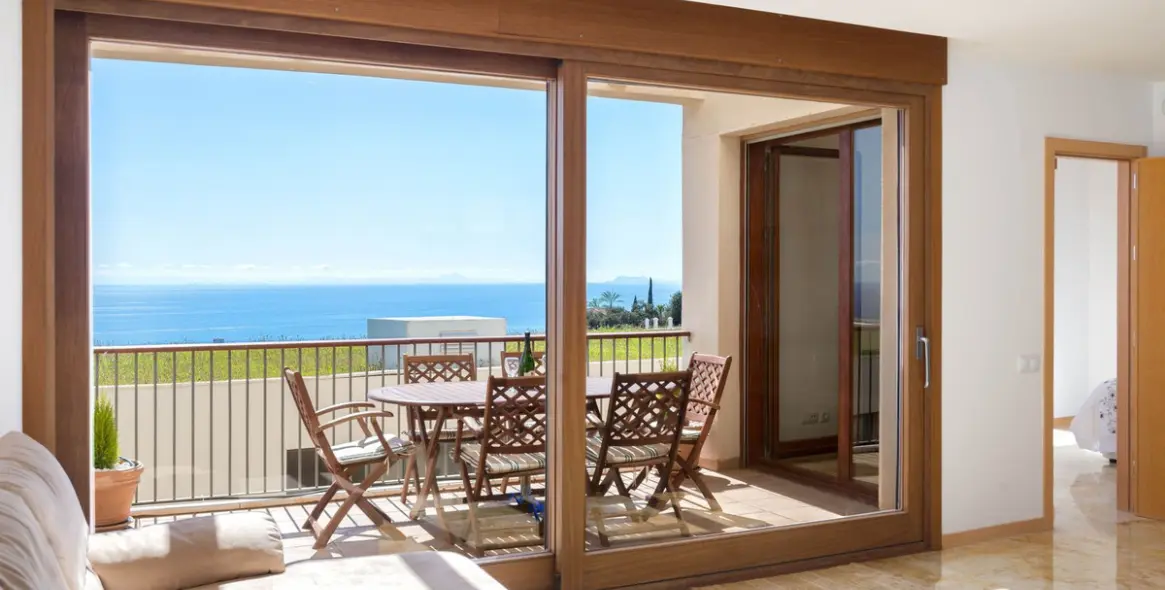 Продажа апартаментов на среднем этаже в Altos de los Monteros 1