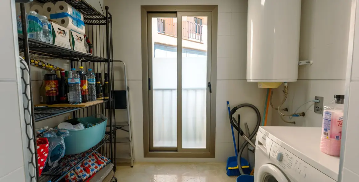 Sale of middle floor apartment in Atalaya 11