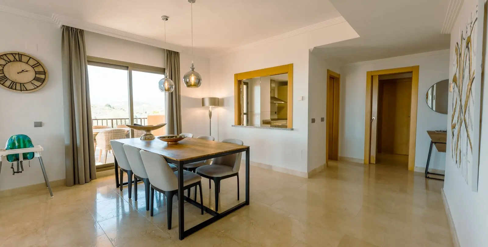 Продажа апартаментов на среднем этаже в Atalaya 6