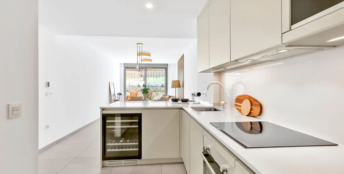 Продажа апартаментов на первом этаже в Elviria 9