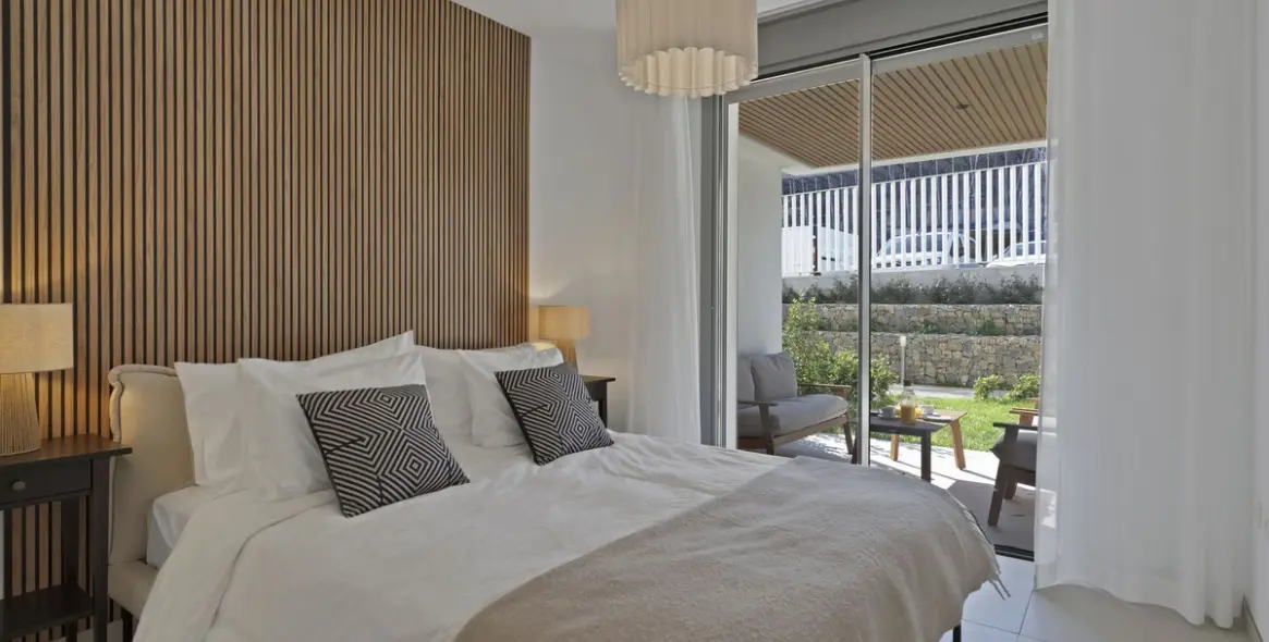 Продажа апартаментов на первом этаже в Elviria 16