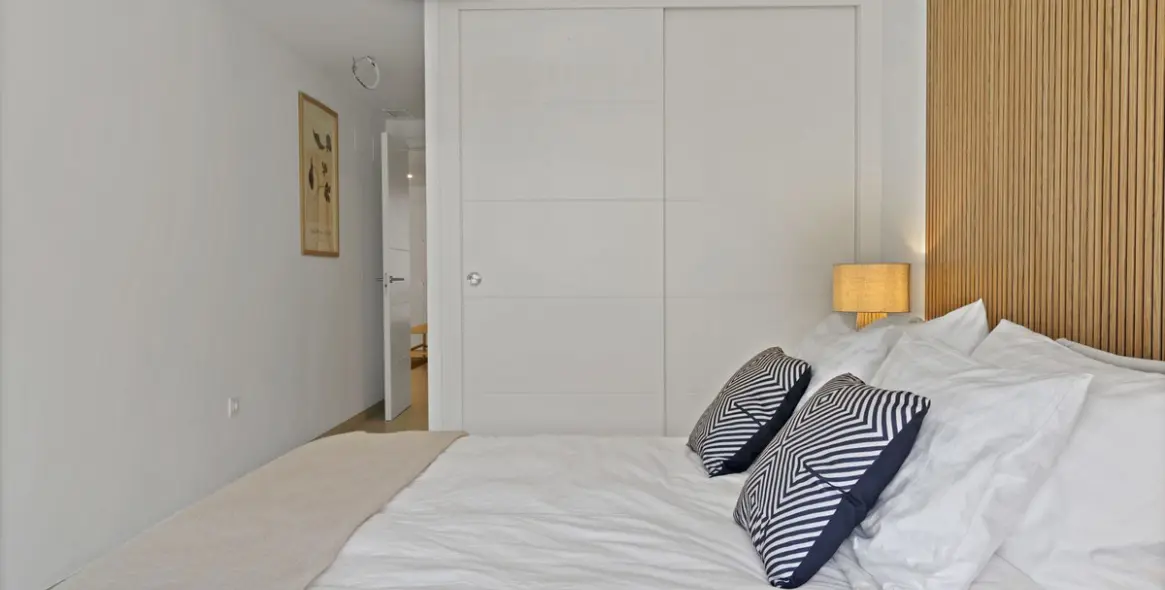 Продажа апартаментов на первом этаже в Elviria 18