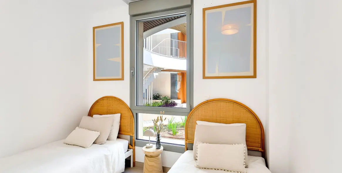 Продажа апартаментов на первом этаже в Elviria 21