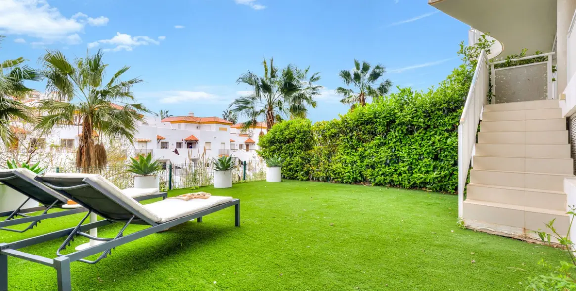 Sale of ground floor apartment in Benalmadena Costa 14
