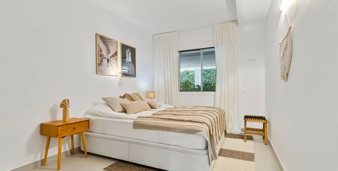 Sale of ground floor apartment in Benalmadena Costa 18