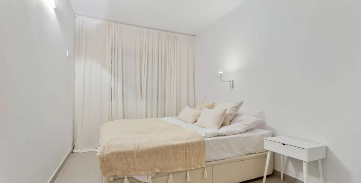 Sale of ground floor apartment in Benalmadena Costa 21
